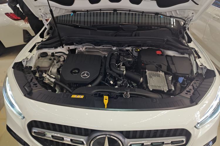 Used Mercedes-Benz GLA 2024 GLA 200 Engine Bay