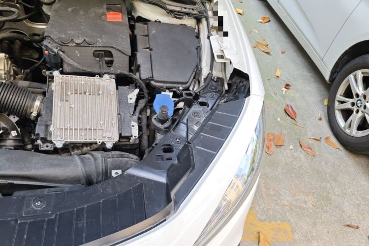 Used Mercedes-Benz GLA 2024 GLA 200 Engine Bay Left