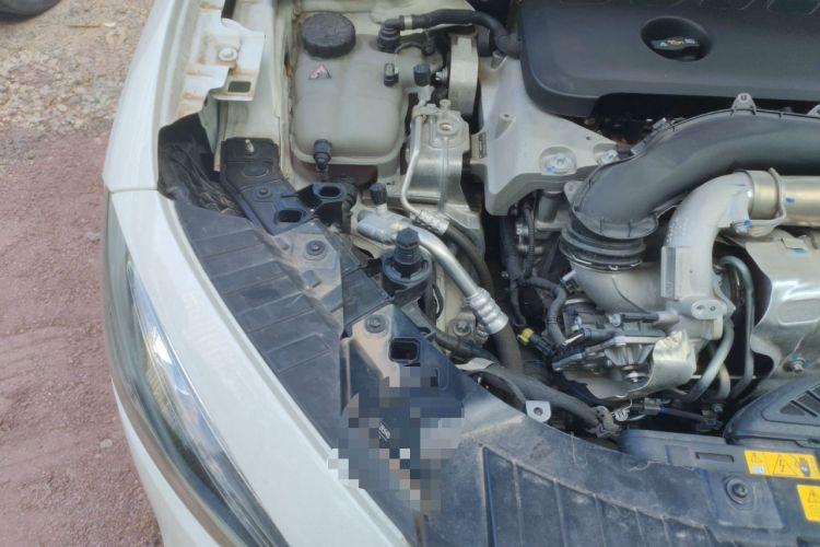 Used Mercedes-Benz GLA 2024 GLA 220 Engine Bay Right