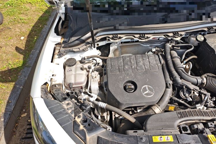 Used Mercedes-Benz GLA 2024 GLA 200 Engine Bay Right