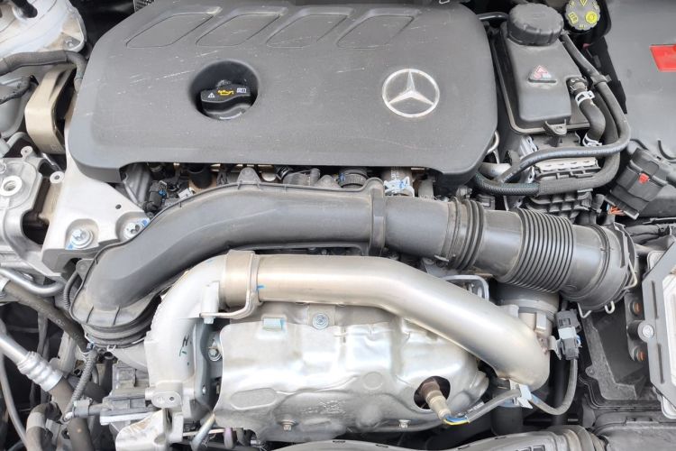Used Mercedes-Benz GLA 2024 GLA 220 Engine Bay
