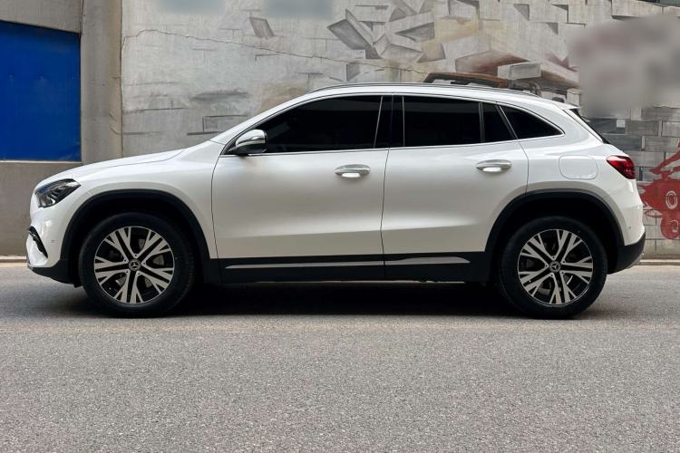 Used Mercedes-Benz GLA 2024 GLA 220 Exterior 1