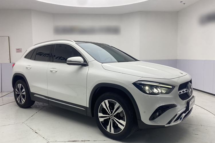 Used Mercedes-Benz GLA 2024 GLA 200 Exterior 2
