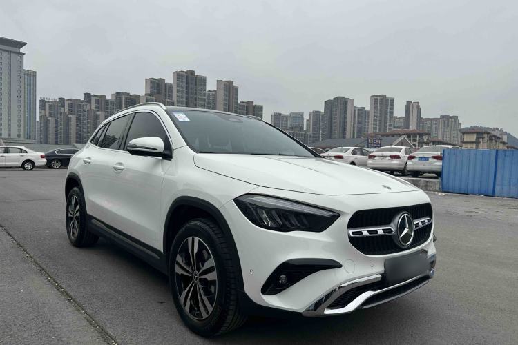 Used Mercedes-Benz GLA 2024 GLA 200 Exterior 2