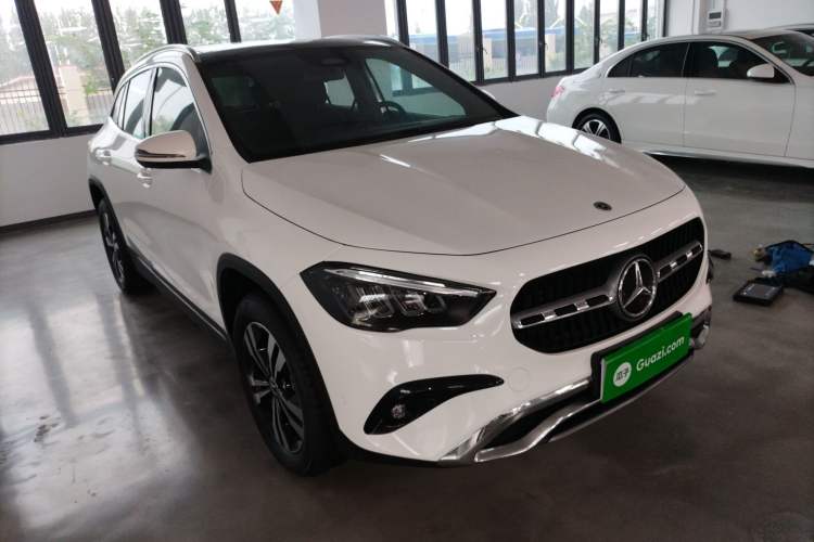 Used Mercedes-Benz GLA 2024 GLA 200 Exterior 2