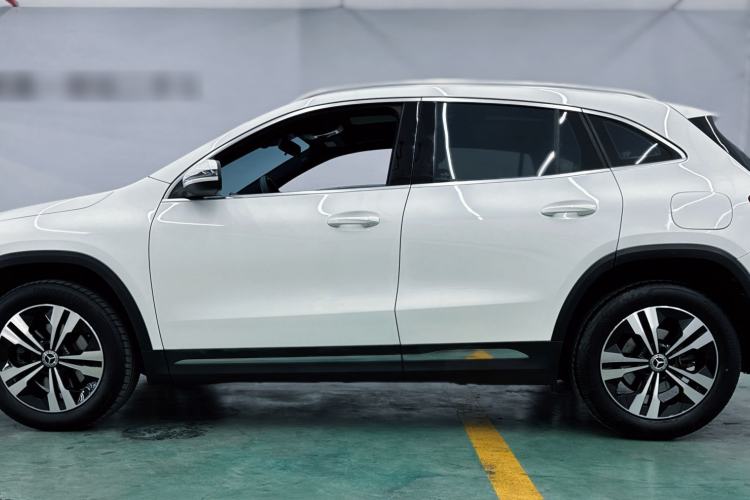 Used Mercedes-Benz GLA 2024 GLA 200 Exterior 2