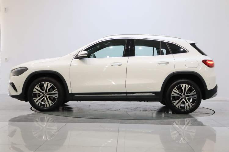 Used Mercedes-Benz GLA 2024 GLA 220 Exterior 2