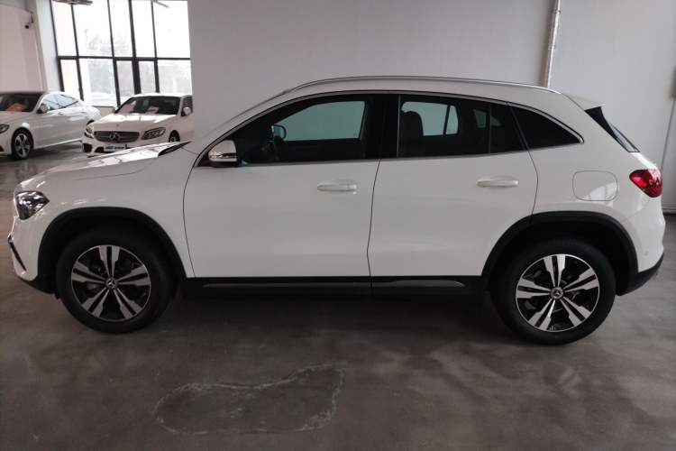 Used Mercedes-Benz GLA 2024 GLA 200 Exterior 3
