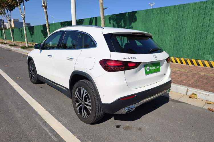 Used Mercedes-Benz GLA 2024 GLA 220 Exterior 6