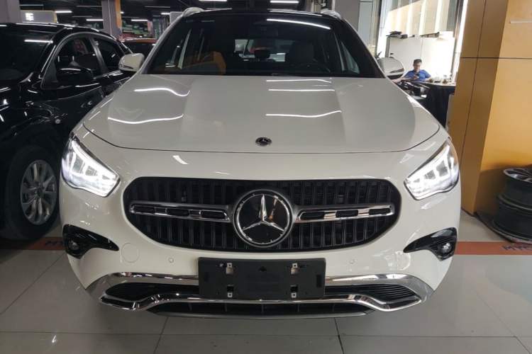 Used Mercedes-Benz GLA 2024 GLA 220 Front