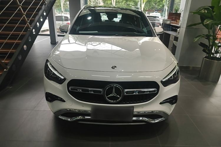 Used Mercedes-Benz GLA 2024 GLA 220 Front