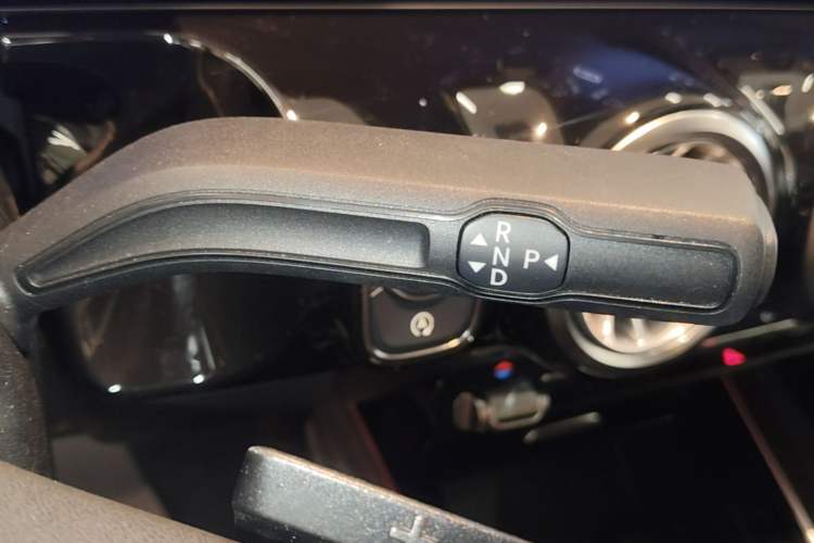 Used Mercedes-Benz GLA 2024 GLA 220 Gear Lever