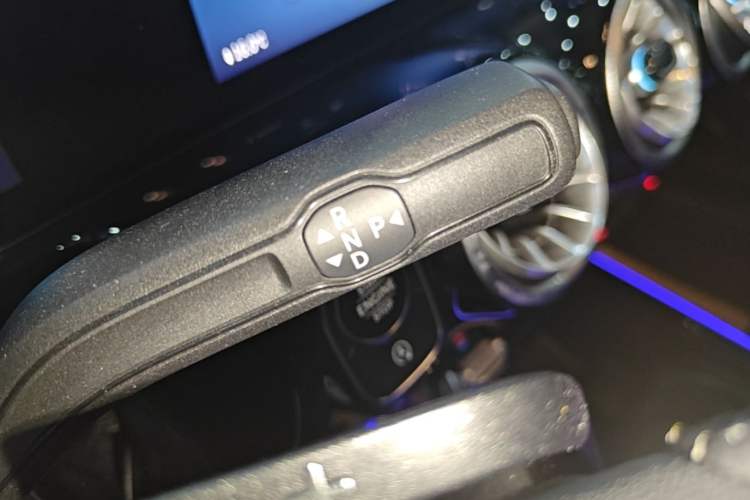 Used Mercedes-Benz GLA 2024 GLA 220 Gear Lever