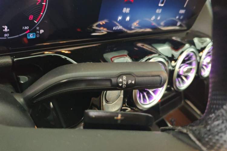 Used Mercedes-Benz GLA 2024 GLA 200 Gear Lever