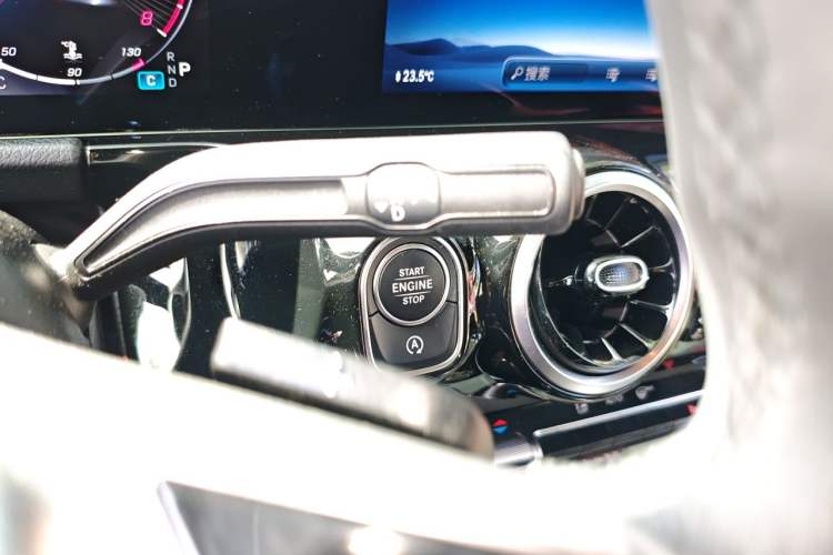 Used Mercedes-Benz GLA 2024 GLA 200 Gear Lever