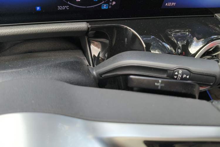 Used Mercedes-Benz GLA 2024 GLA 220 Gear Lever