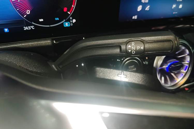 Used Mercedes-Benz GLA 2024 GLA 220 Gear Lever