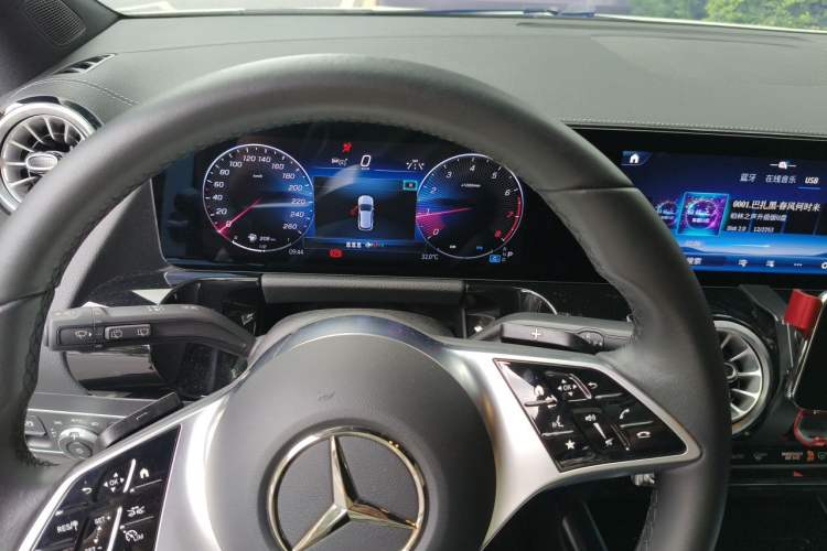 Used Mercedes-Benz GLA 2024 GLA 220 Instrument Cluster