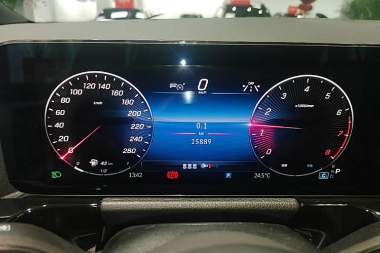 Used Mercedes-Benz GLA 2024 GLA 220 Instrument Cluster