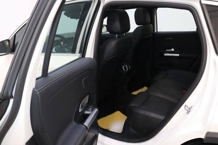 Used Mercedes-Benz GLA 2024 GLA 220 Interior 2