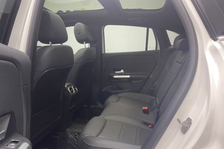 Used Mercedes-Benz GLA 2024 GLA 200 Interior 3