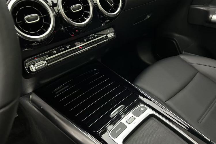Used Mercedes-Benz GLA 2024 GLA 200 Interior 4