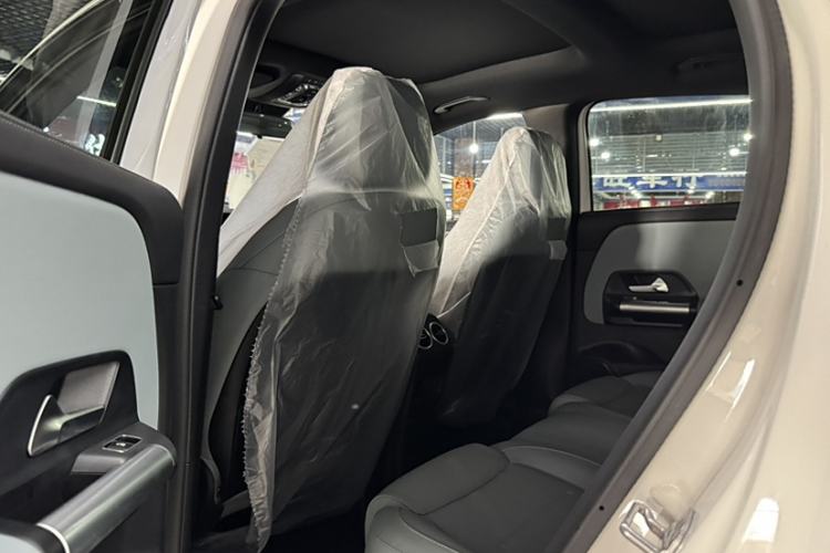 Used Mercedes-Benz GLA 2024 GLA 220 4MATIC Interior 6