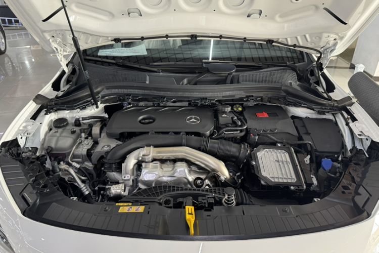 Used Mercedes-Benz GLA 2024 GLA 220 4MATIC Interior 7