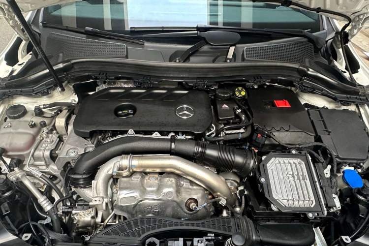 Used Mercedes-Benz GLA 2024 GLA 220 Interior 8