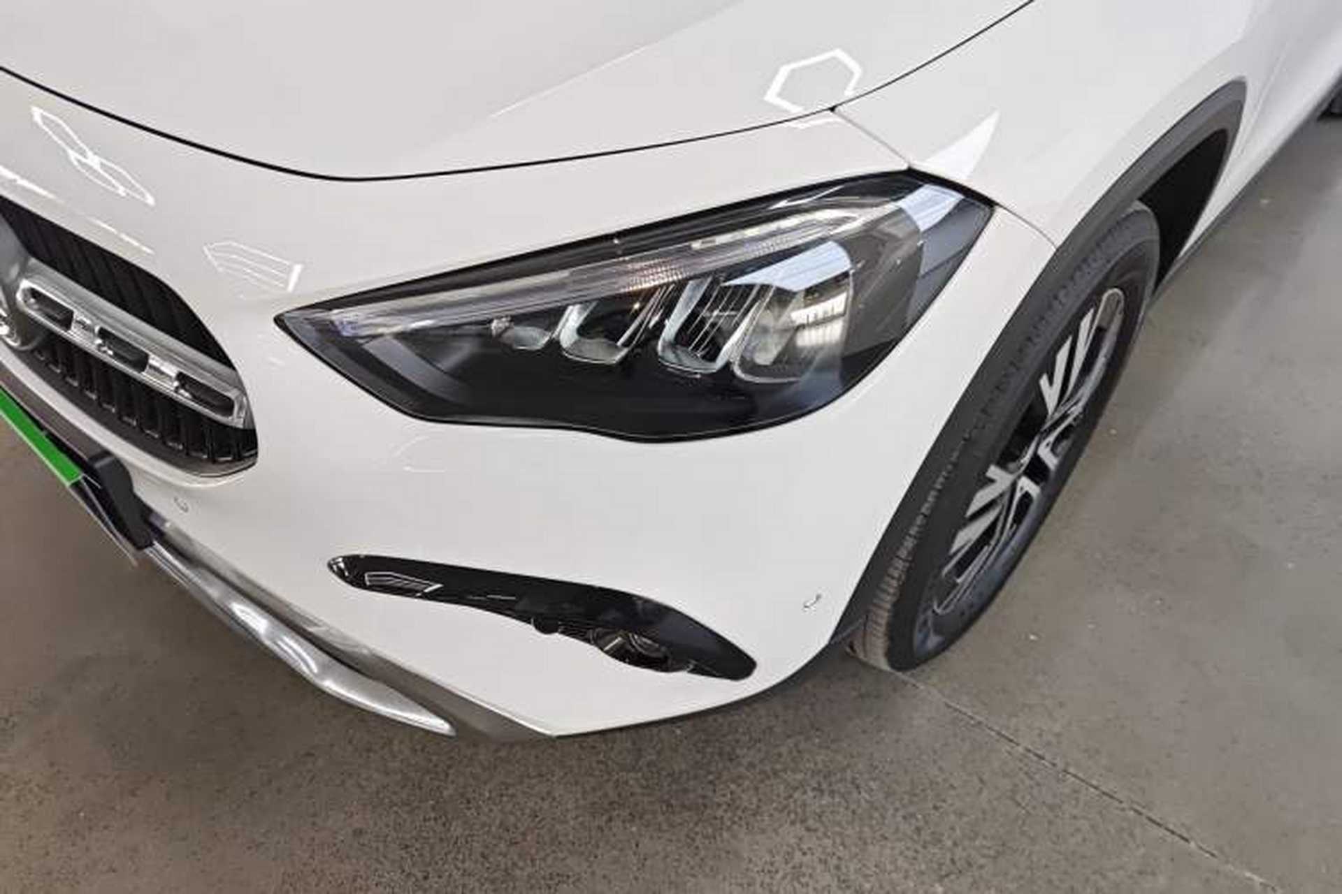 Used Mercedes-Benz GLA 2024 GLA 220 Left Front Headlight