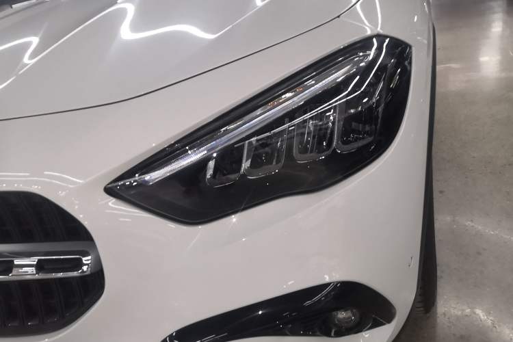 Used Mercedes-Benz GLA 2024 GLA 200 Left Front Headlight