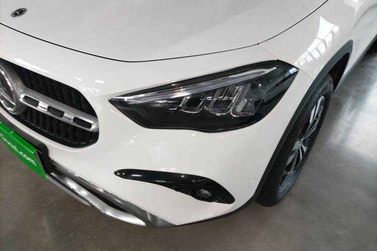 Used Mercedes-Benz GLA 2024 GLA 200 Left Front Headlight