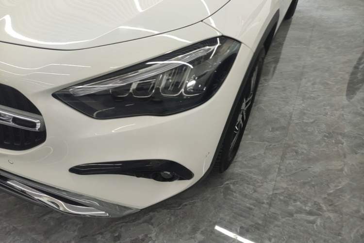 Used Mercedes-Benz GLA 2024 GLA 220 Left Front Headlight