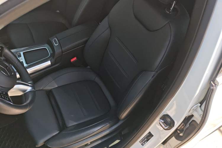 Used Mercedes-Benz GLA 2024 GLA 200 Left Front Seat