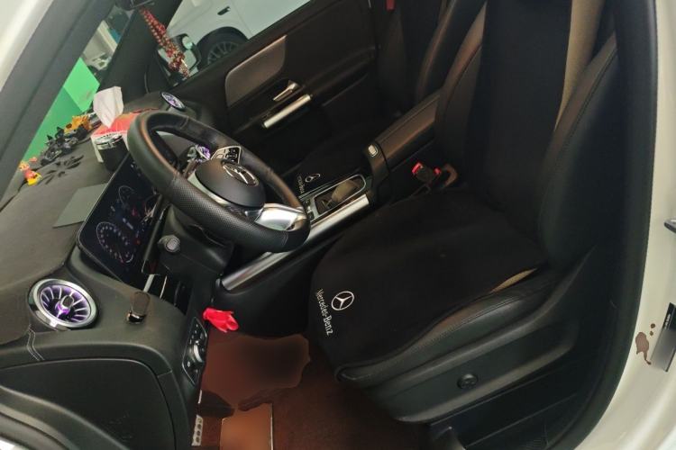 Used Mercedes-Benz GLA 2024 GLA 200 Left Front Seat