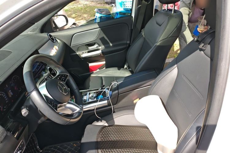Used Mercedes-Benz GLA 2024 GLA 200 Left Front Seat