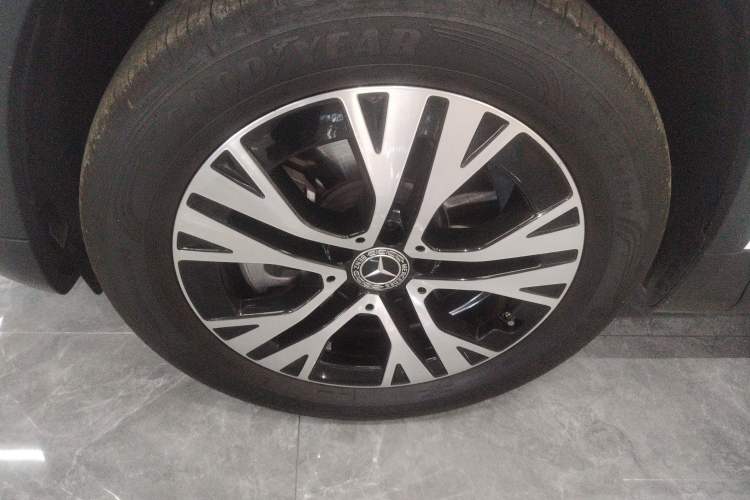 Used Mercedes-Benz GLA 2024 GLA 220 Left Front Wheel Hub