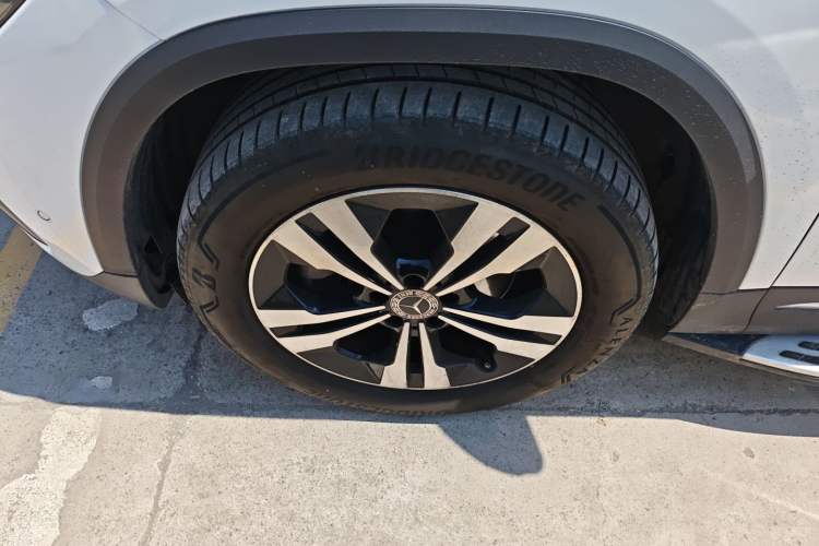 Used Mercedes-Benz GLA 2024 GLA 200 Left Front Wheel Hub
