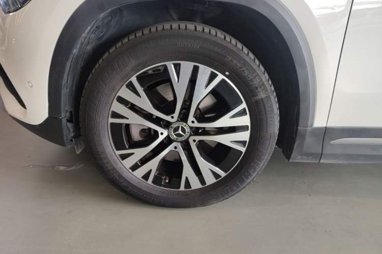 Used Mercedes-Benz GLA 2024 GLA 220 Left Front Wheel Hub