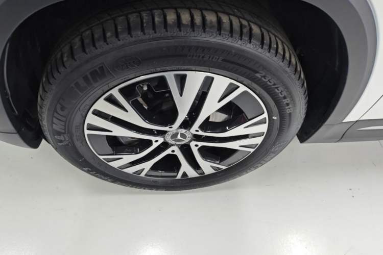 Used Mercedes-Benz GLA 2024 GLA 220 Left Front Wheel Hub