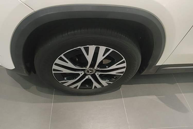 Used Mercedes-Benz GLA 2024 GLA 220 Left Front Wheel Hub