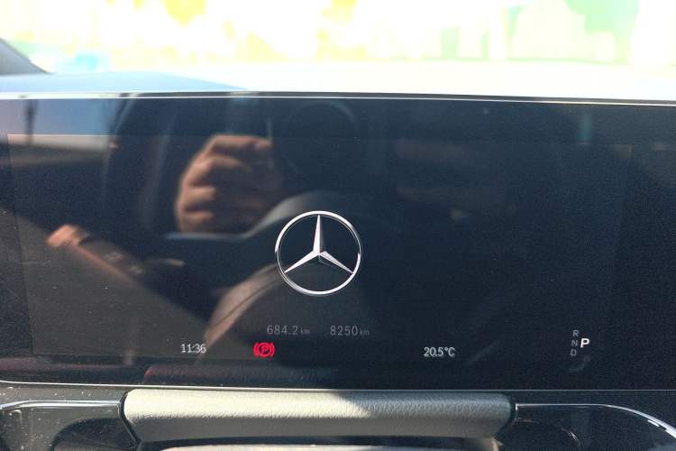 Used Mercedes-Benz GLA 2024 GLA 220 Odometer Close Up