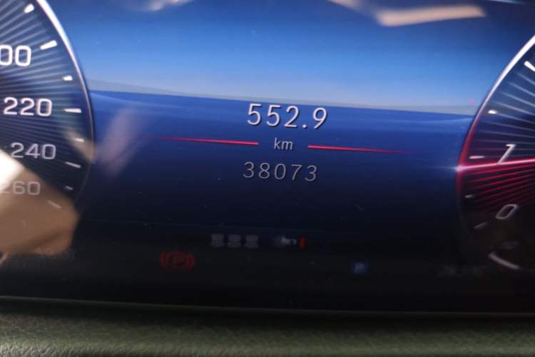 Used Mercedes-Benz GLA 2024 GLA 200 Odometer Close Up