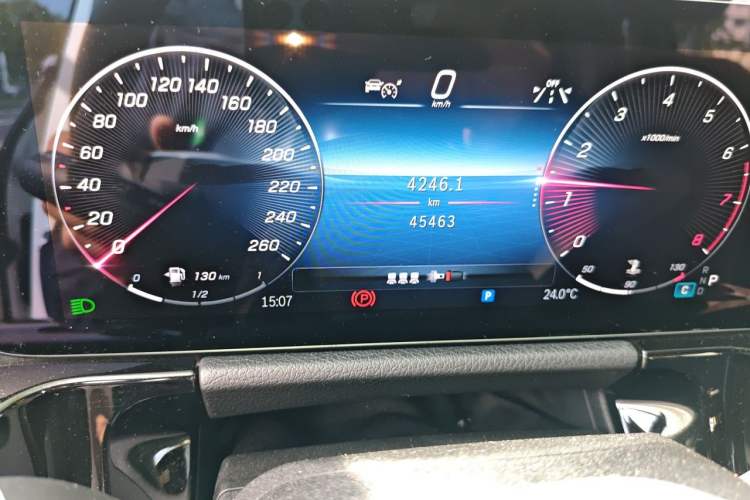 Used Mercedes-Benz GLA 2024 GLA 200 Odometer Close Up