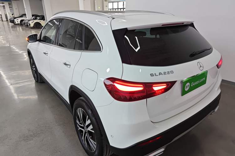Used Mercedes-Benz GLA 2024 GLA 220 Rear Left 45 Deg