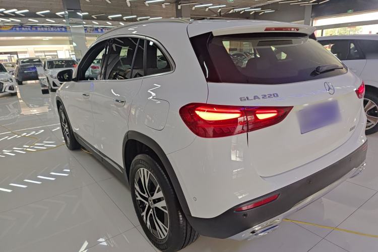 Used Mercedes-Benz GLA 2024 GLA 220 Rear Left 45 Deg