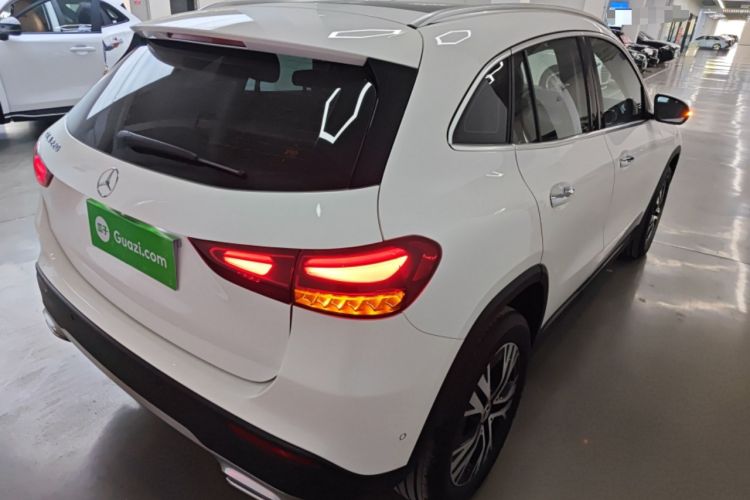 Used Mercedes-Benz GLA 2024 GLA 220 Rear Right 45 Deg