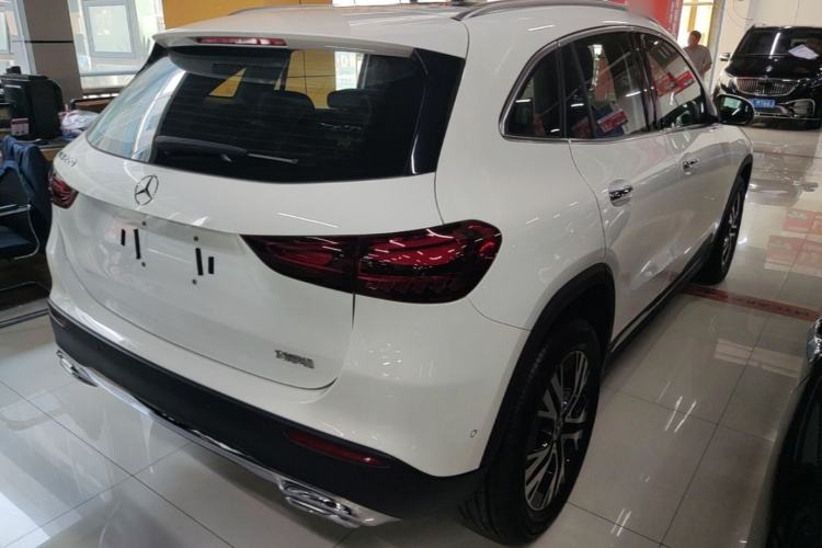 Used Mercedes-Benz GLA 2024 GLA 220 Rear Right 45 Deg