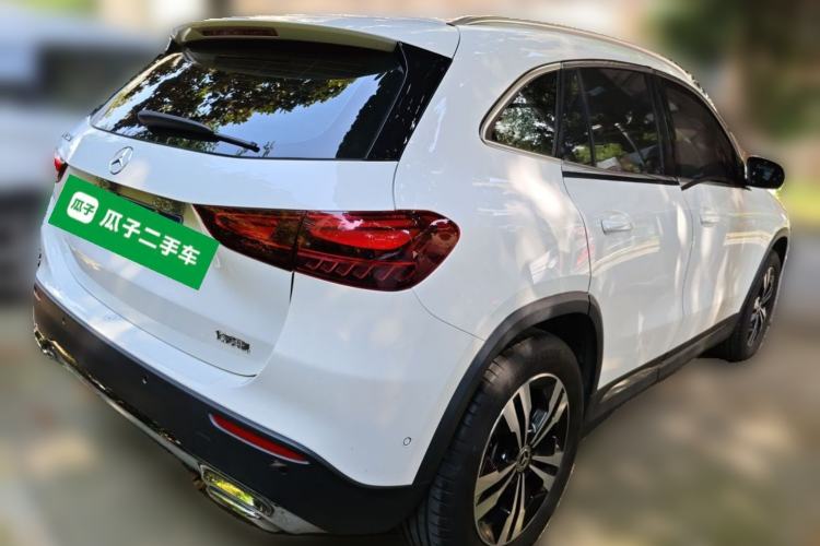 Used Mercedes-Benz GLA 2024 GLA 200 Rear Right 45 Deg