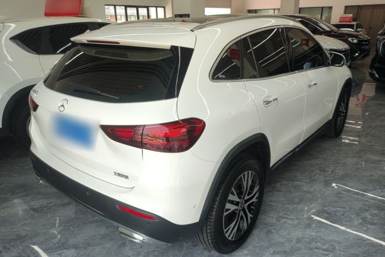 Used Mercedes-Benz GLA 2024 GLA 220 Rear Right 45 Deg